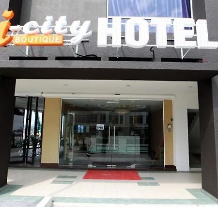 Citylight Hotel Shah Alam Exterior photo